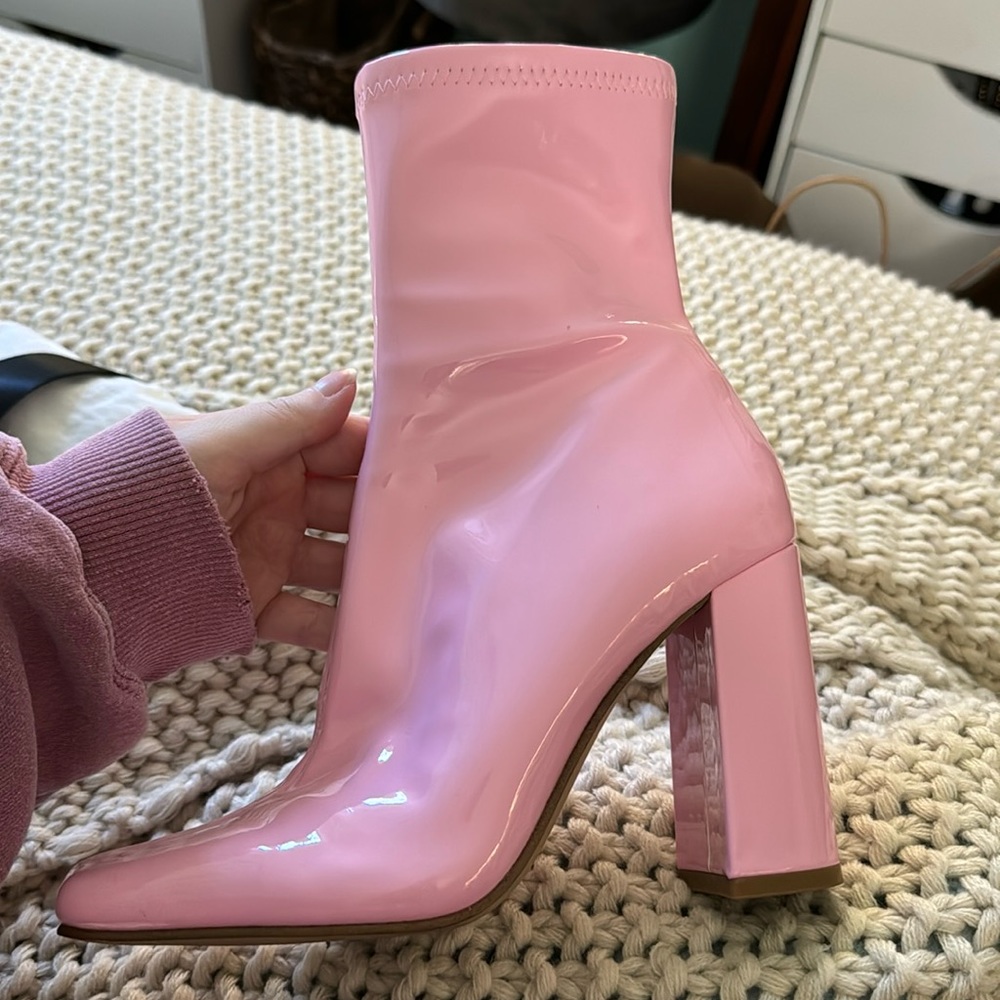 Pink patent faux leather booties Steve Madden